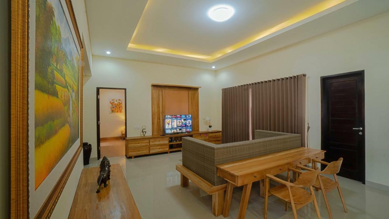 موندوغْ Shitala Villa المظهر الخارجي الصورة
